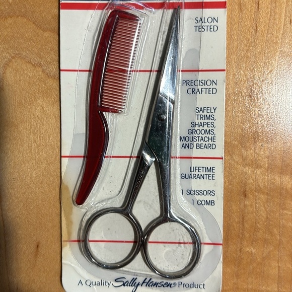 LA CROSS Moustache & Beard Groomers, Scissors & Comb - Picture 2 of 6